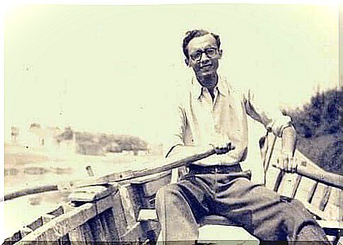 José Saramago rowing